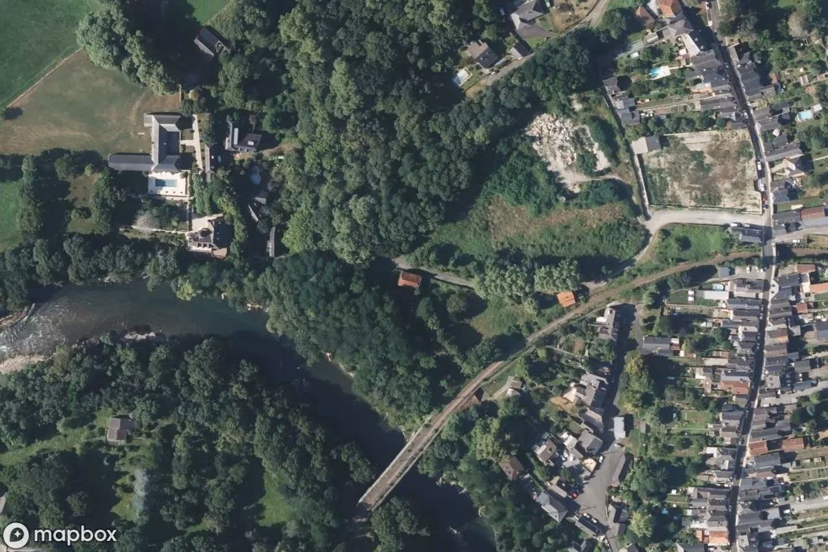 Maison Abandonnée Chialeur