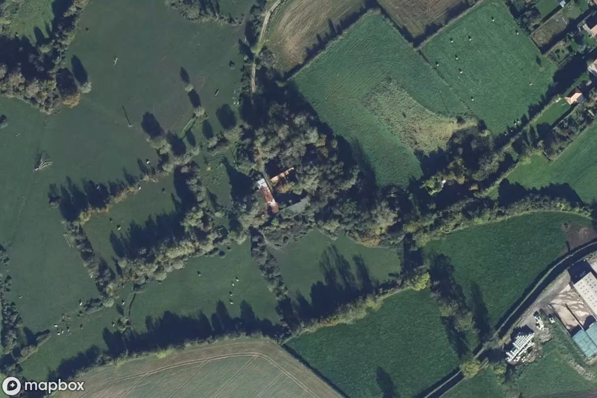 Hangar Traktor Orange