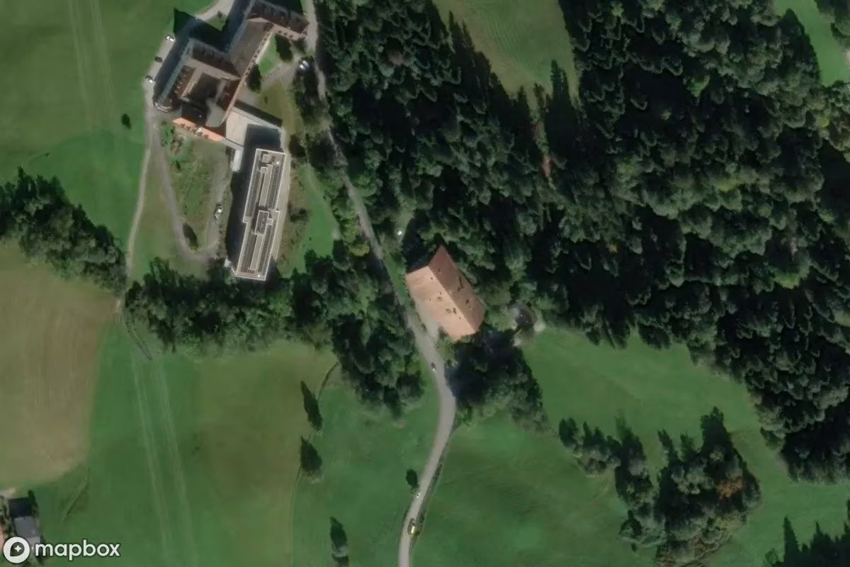 Bauernhof und Lackiererei