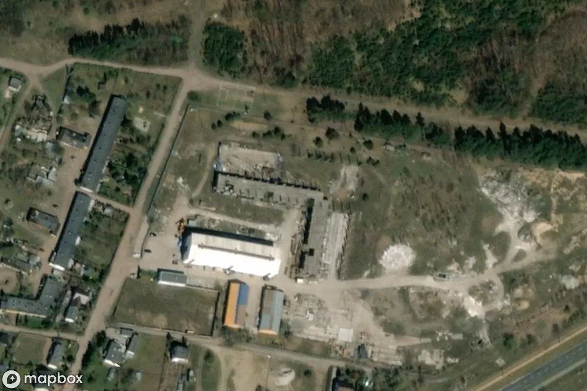 Unvollendete Lagerhallen