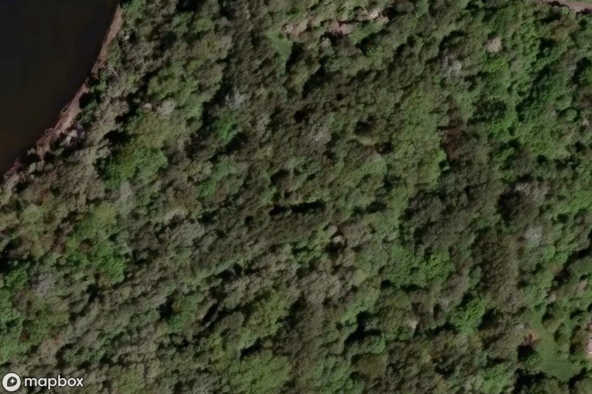 Satelitarny widok z lotu ptaka Führungsturm, opuszczone Obiekt wojskowy w Dassow, Niemcy