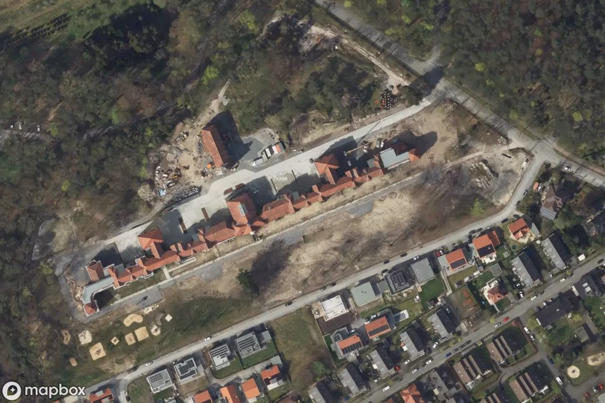 Vue aérienne satellite de Psychiatrie mit Kapelle, un Église abandonné à Bad Lippspringe, Allemagne