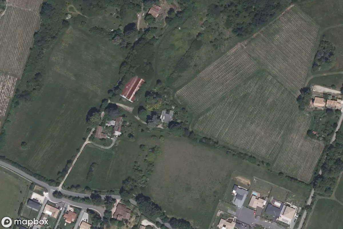 Satelitarny widok z lotu ptaka Lager Billard, opuszczone Magazyn w Camblanes-et-Meynac, Francja