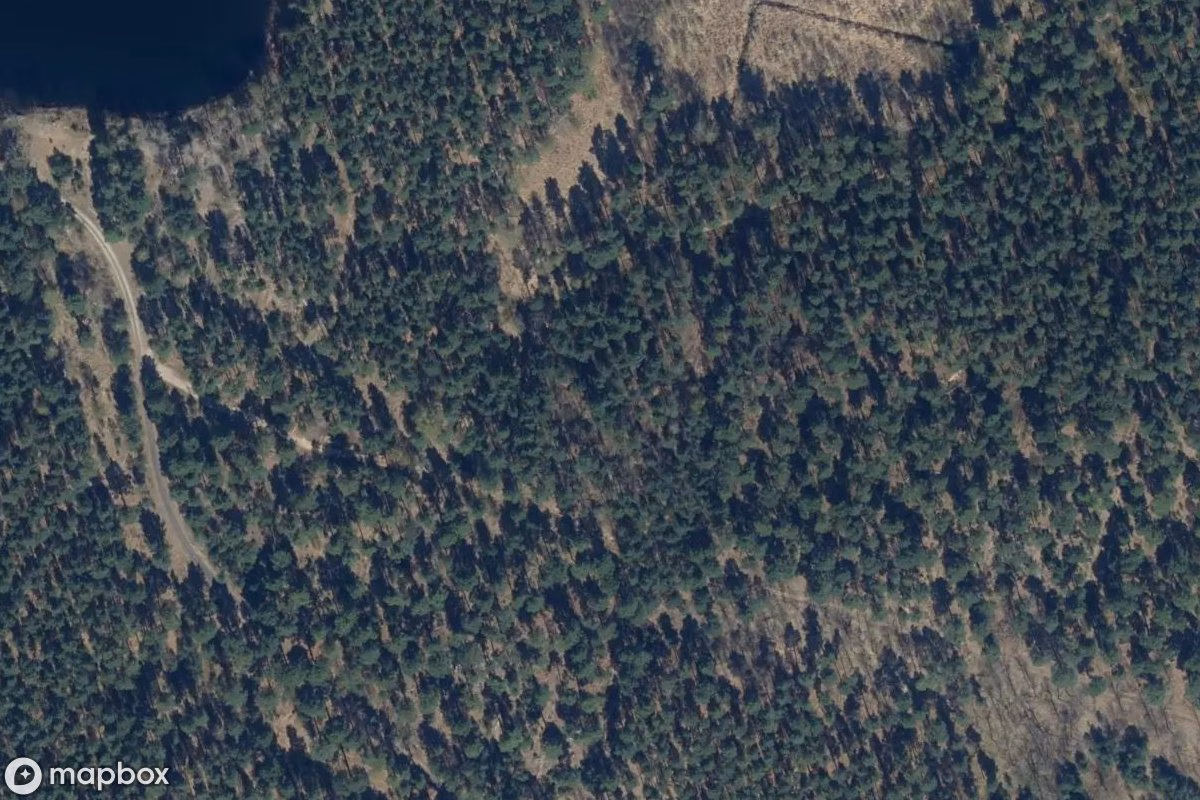 Satellitbillede set fra luften af Eingang MfS-Bunker, et forladt Bunker i Teupitz, Tyskland