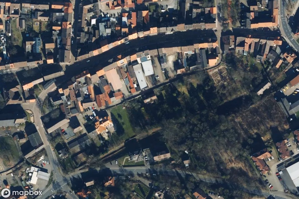 Műholdas légi felvétel Haus helyszínről, egy elhagyatott  itt: Uslar, Németország