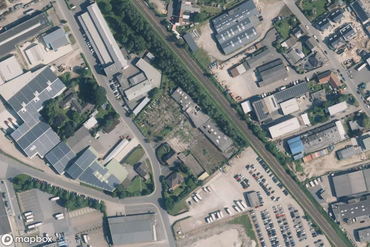 Satellitbillede set fra luften af Parkhof, et forladt Beboelseshus i Weeze, Tyskland