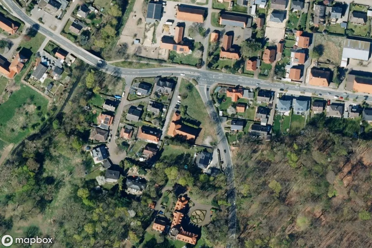 Satelitní letecký pohled na Gasthaus, opuštěné v Wunstorf, Německo