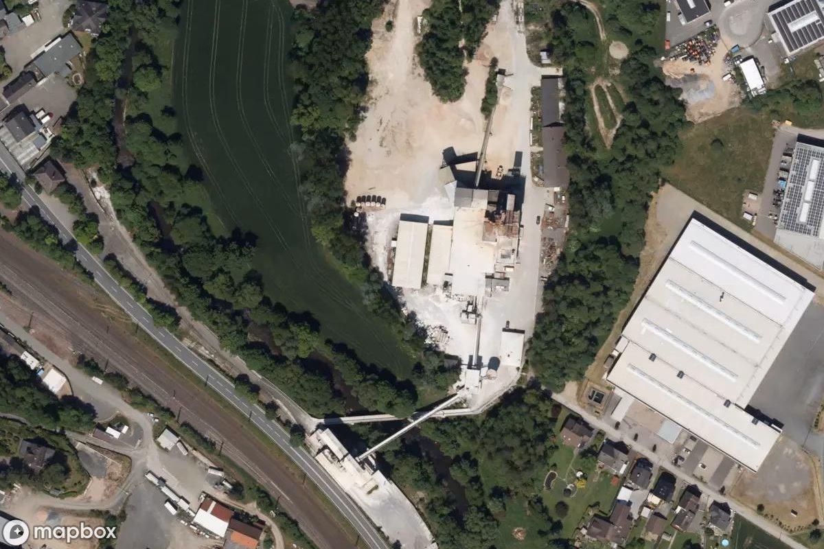 Satellitbillede set fra luften af Ziegelei, et forladt Fabrik i Lennestadt, Tyskland