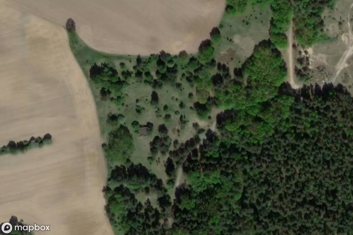 Vue aérienne satellite de GSSD Jagdbomber Division, un Site militaire abandonné à Rechlin, Allemagne