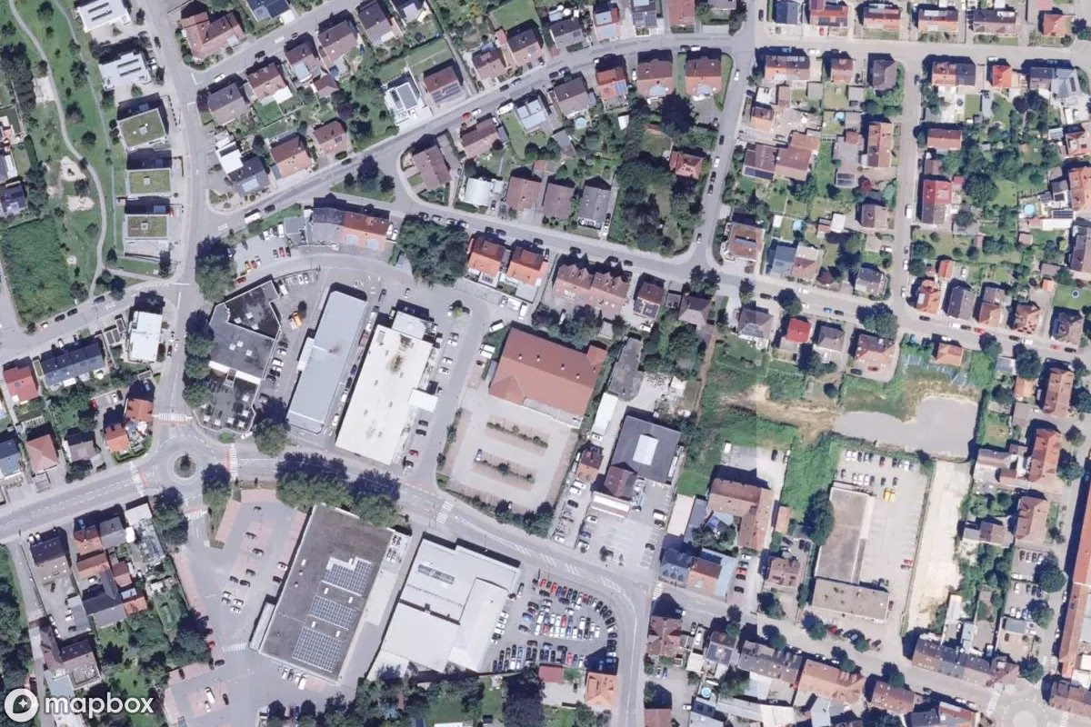 Satellittbilde fra luften av Einzelhandel, et forlatt Butikk i Bretten, Tyskland