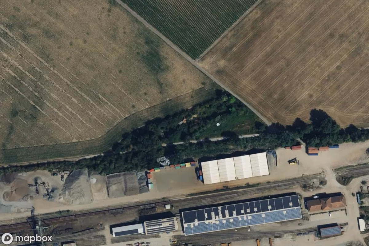 Satellietbeeld vanuit de lucht van Haus, een verlaten  in Kirkel, Duitsland