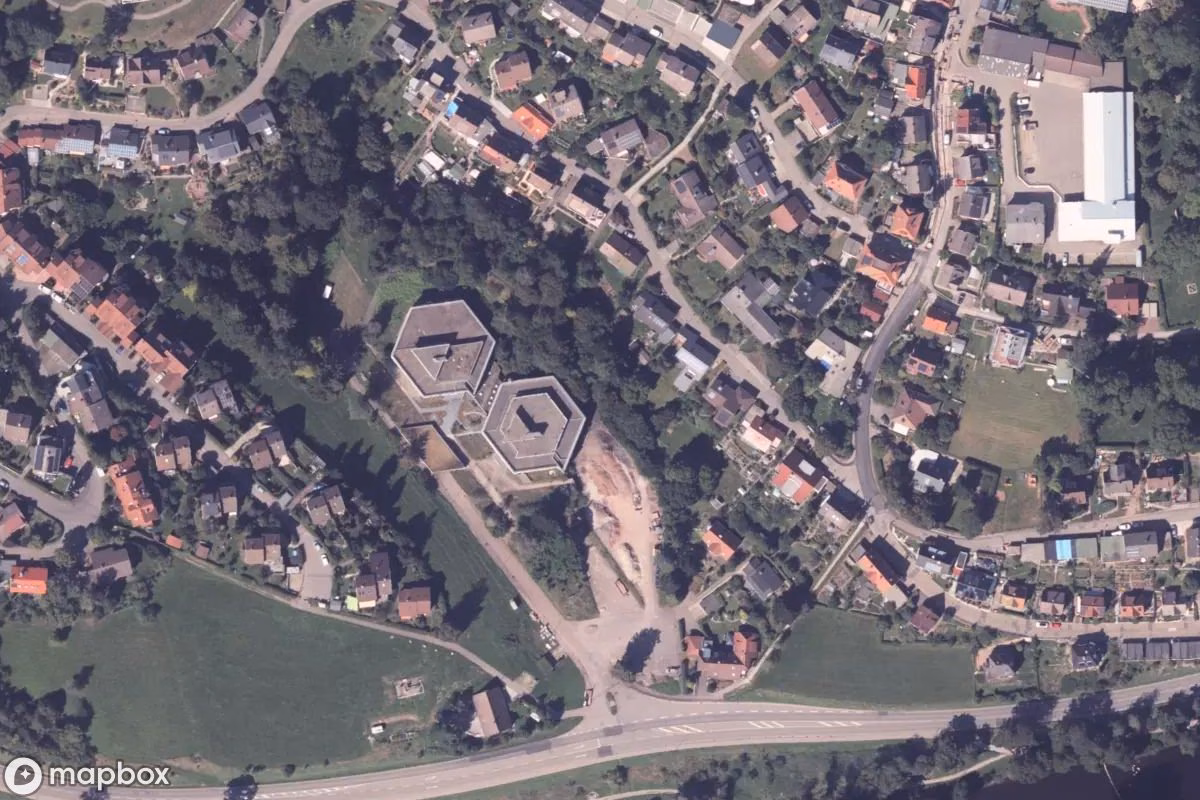 Satellitenansicht von Produktionshalle, eine verlassene Fabrik in St. Georgen-Stadt, Deutschland