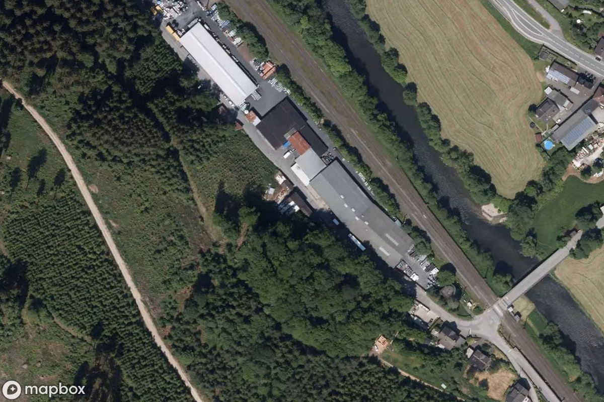 Satelitní letecký pohled na Gasthof, opuštěné Hotel v Finnentrop, Německo