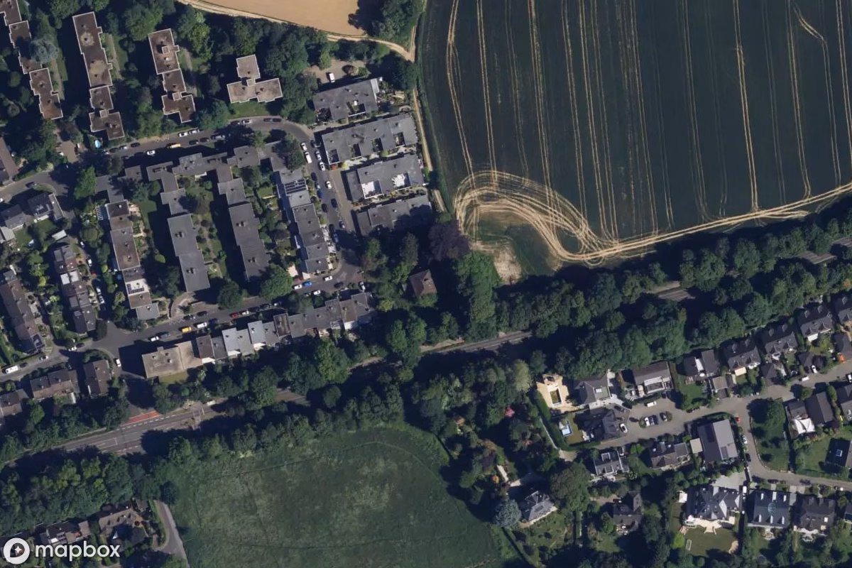 Vista aérea por satélite de Villa, un Residencia abandonado en Dusseldorf, Alemania