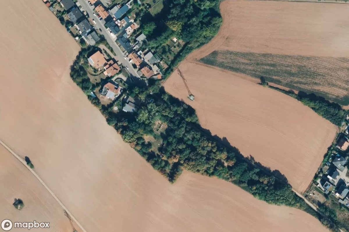 Vista aérea por satélite de Bunker, un Búnker abandonado en Püttlingen, Alemania