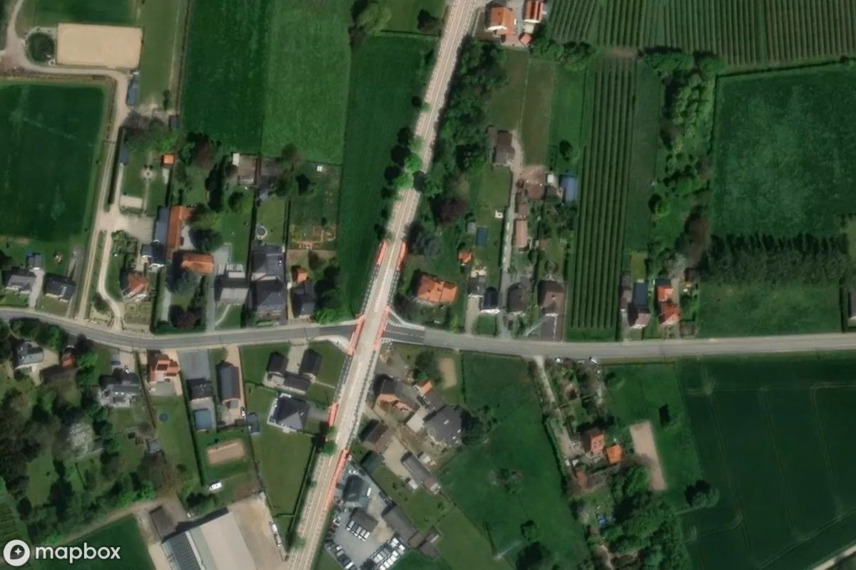 Satelitarny widok z lotu ptaka Maison Dr. Pepito, opuszczone Dom mieszkalny w Kapellen, Belgia