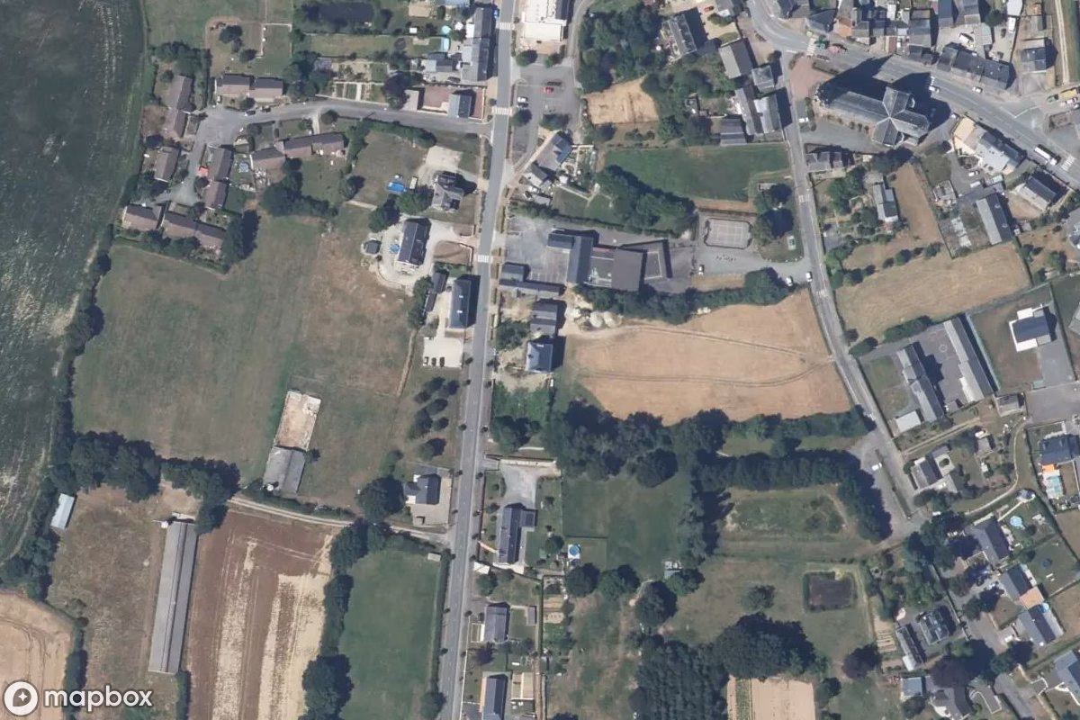 Aerial satellite view of Lost Place, an abandoned  in La Chapelle-Glain, France
