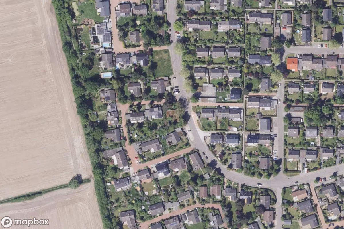 Satellitbild från luften av Geisterhaus, en övergiven Bostadshus i Gartenstadt Lohne, Tyskland