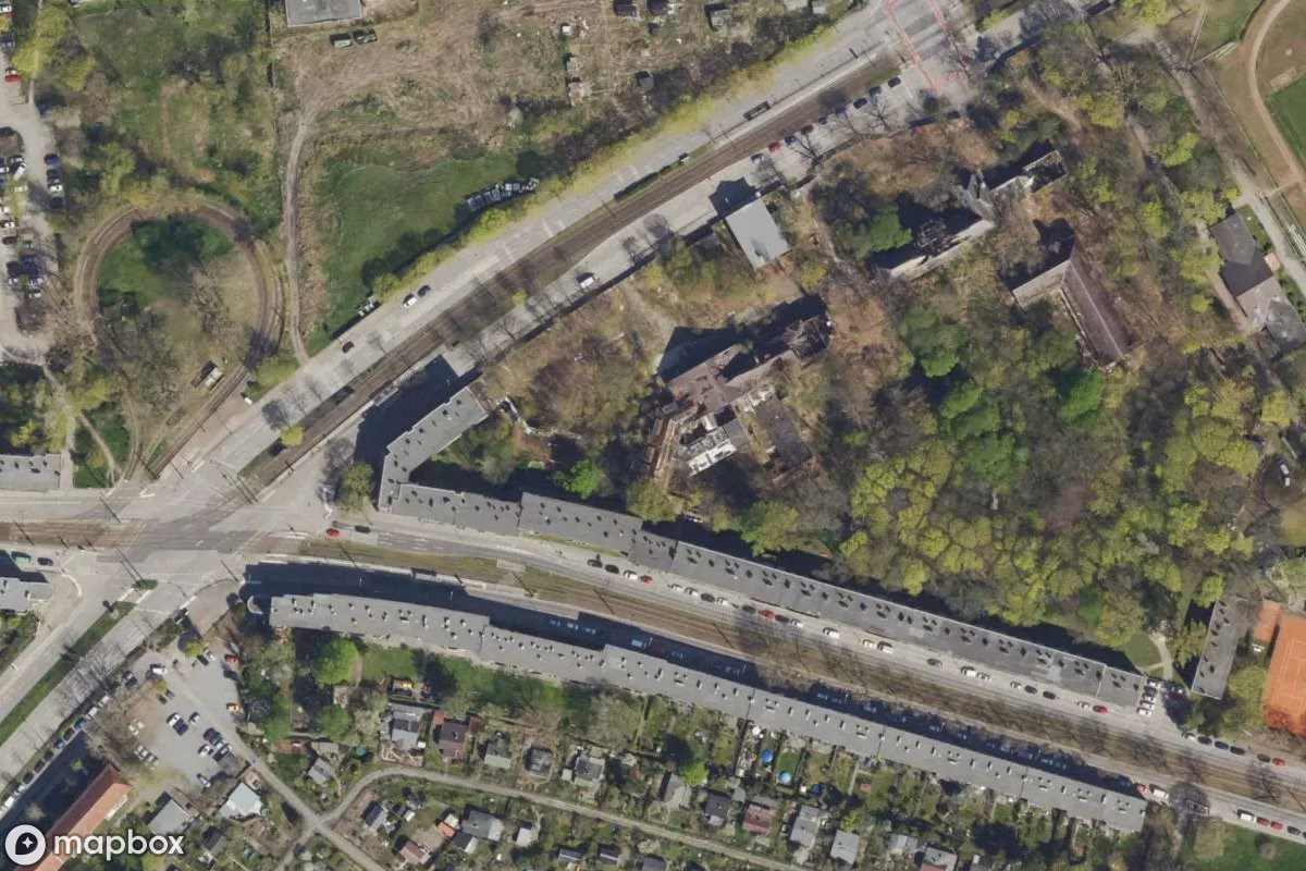 Műholdas légi felvétel Kinderkrankenhaus Weißensee helyszínről, egy elhagyatott Kórház itt: Berlin, Németország