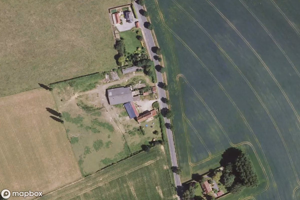 Satellitenansicht von Bauernhof Leclerc, eine verlassene Bauernhof in Frévent, Frankreich