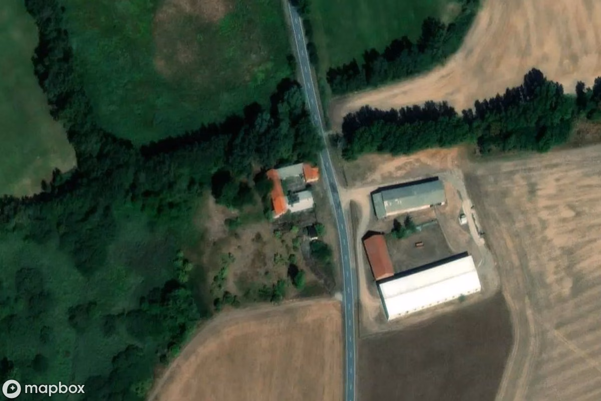 Satellitbild från luften av Hof, en övergiven Bondgård i Riethnordhausen, Tyskland