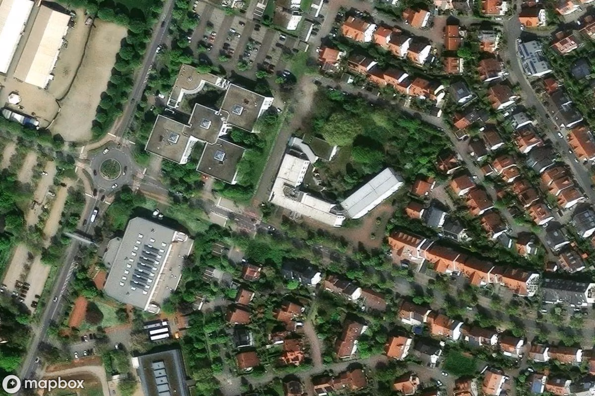 Vista aérea por satélite de Hotel, un Hotel abandonado en Bensheim, Alemania