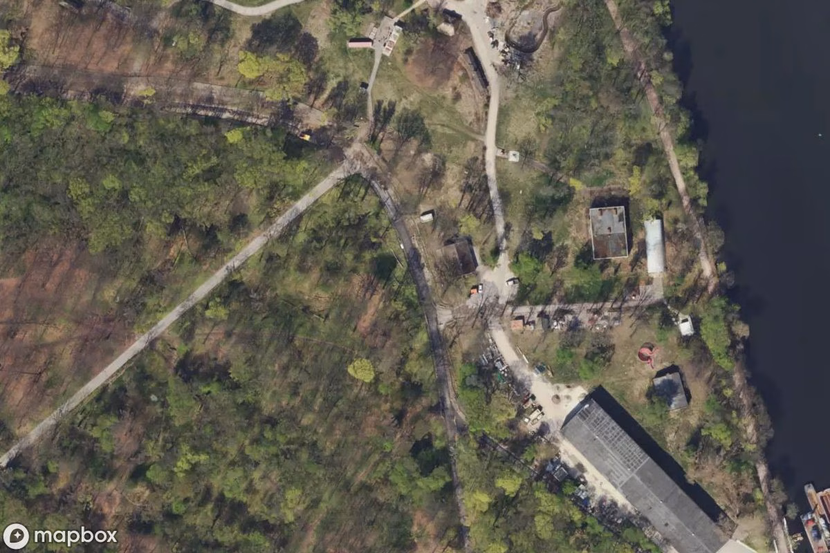 Satellietbeeld vanuit de lucht van Spreepark Berlin - Legal, een verlaten in Berlin, Duitsland