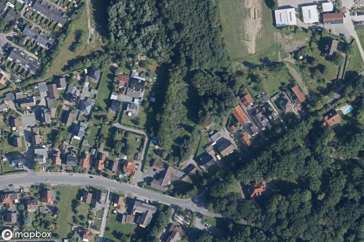 Satelitní letecký pohled na Waldbad, opuštěné Bazén v Bielefeld, Německo