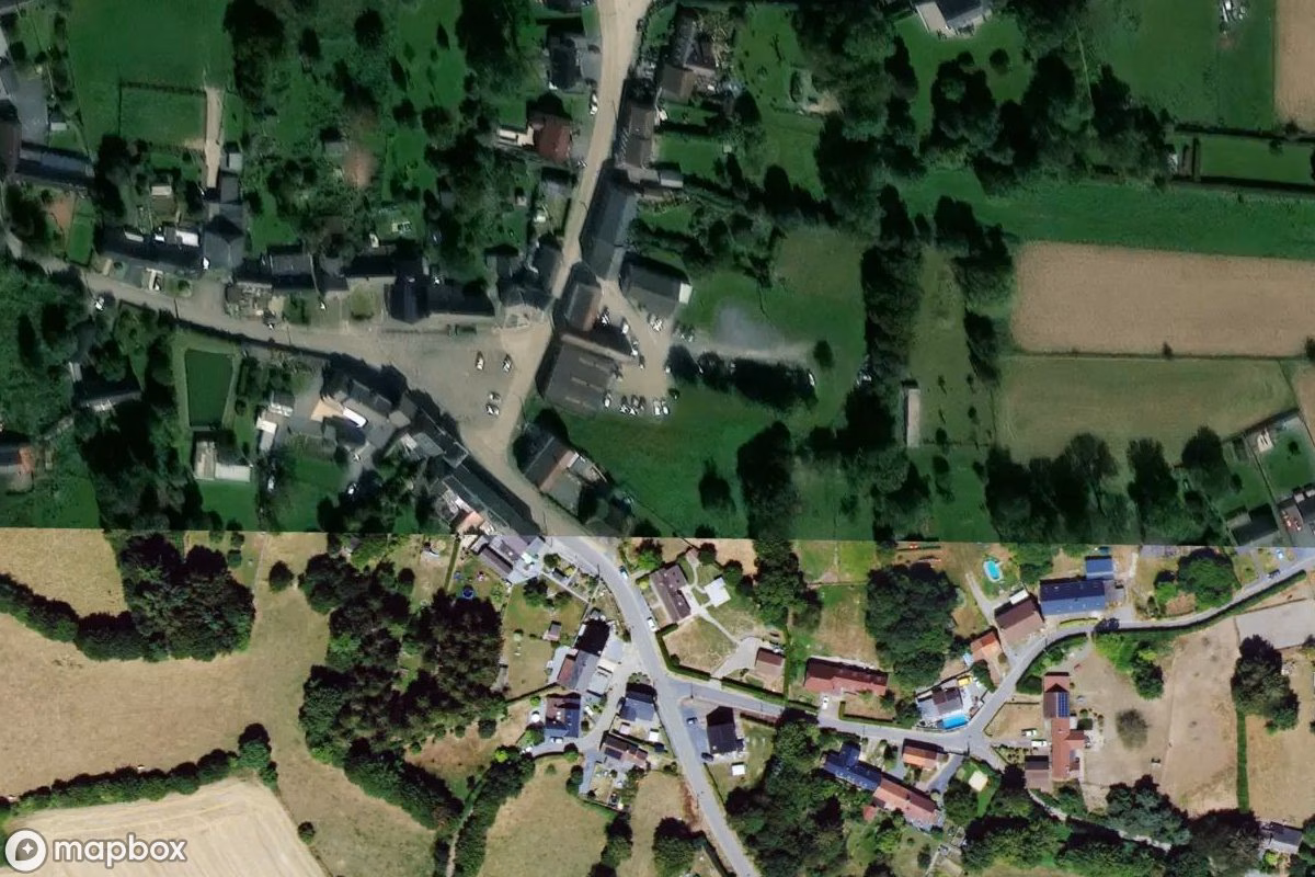 Satellitenansicht von Maison au Fond Dutroux, eine verlassene Wohnhaus in Sars-la-Buissière, Belgien