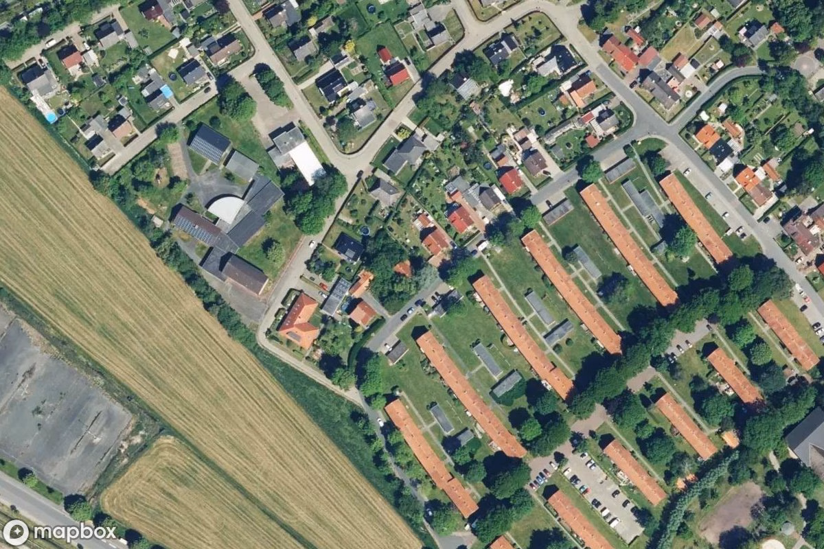 Satelitarny widok z lotu ptaka Wohnhaus, opuszczone Dom mieszkalny w Schortens, Niemcy