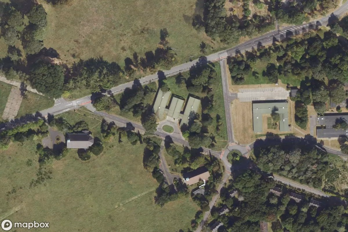 Satellitbillede set fra luften af Cambridge House, et forladt Beboelseshus i Mönchengladbach, Tyskland