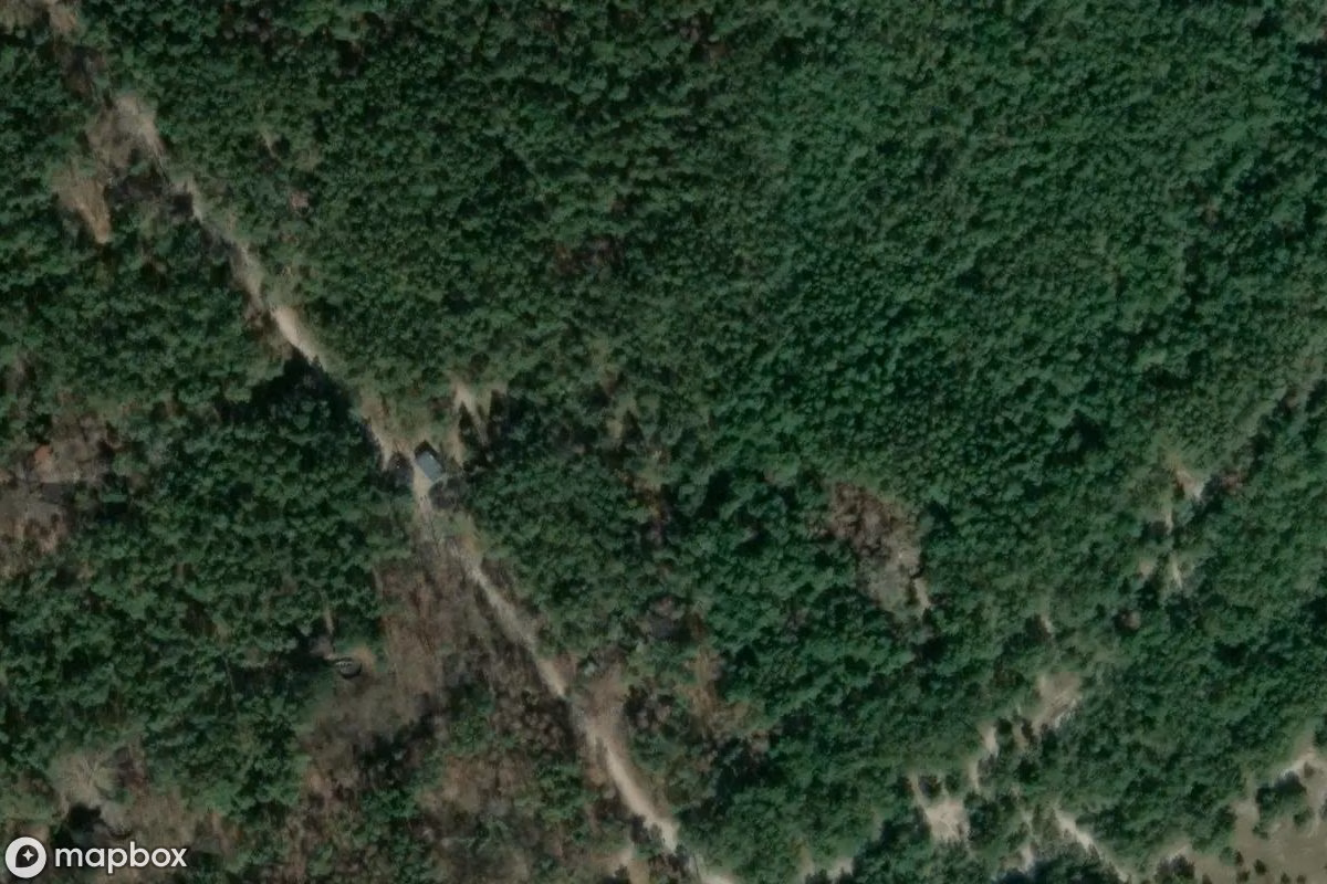 Műholdas légi felvétel 13 BAS helyszínről, egy elhagyatott  itt: Hel, Lengyelország