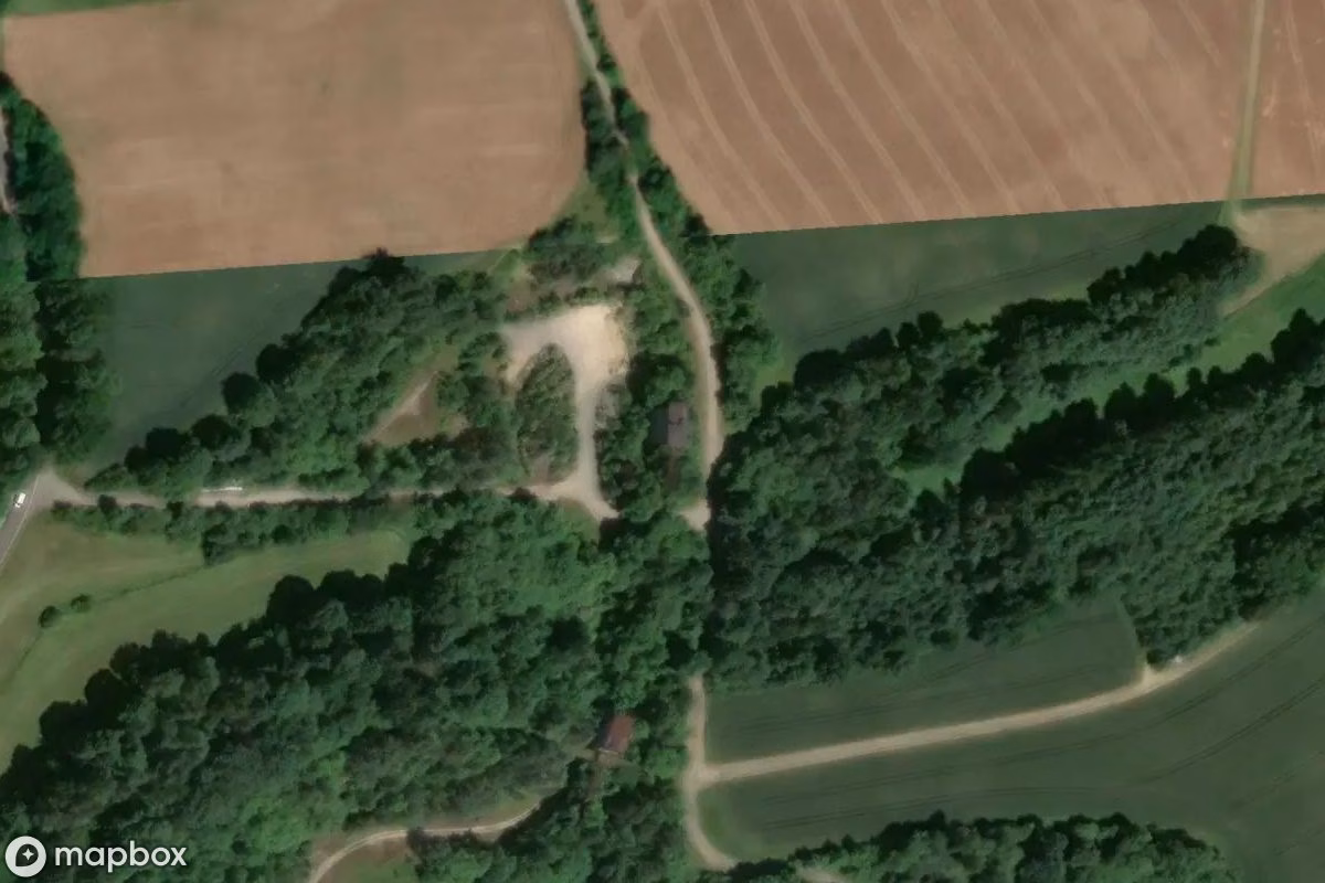 Satellittbilde fra luften av Steinbruch, et forlatt Gruve i Sommerau, Tyskland