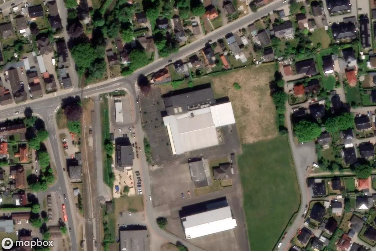 Satellittbilde fra luften av Industriehalle, et forlatt Industri i Bad Bramstedt, Tyskland