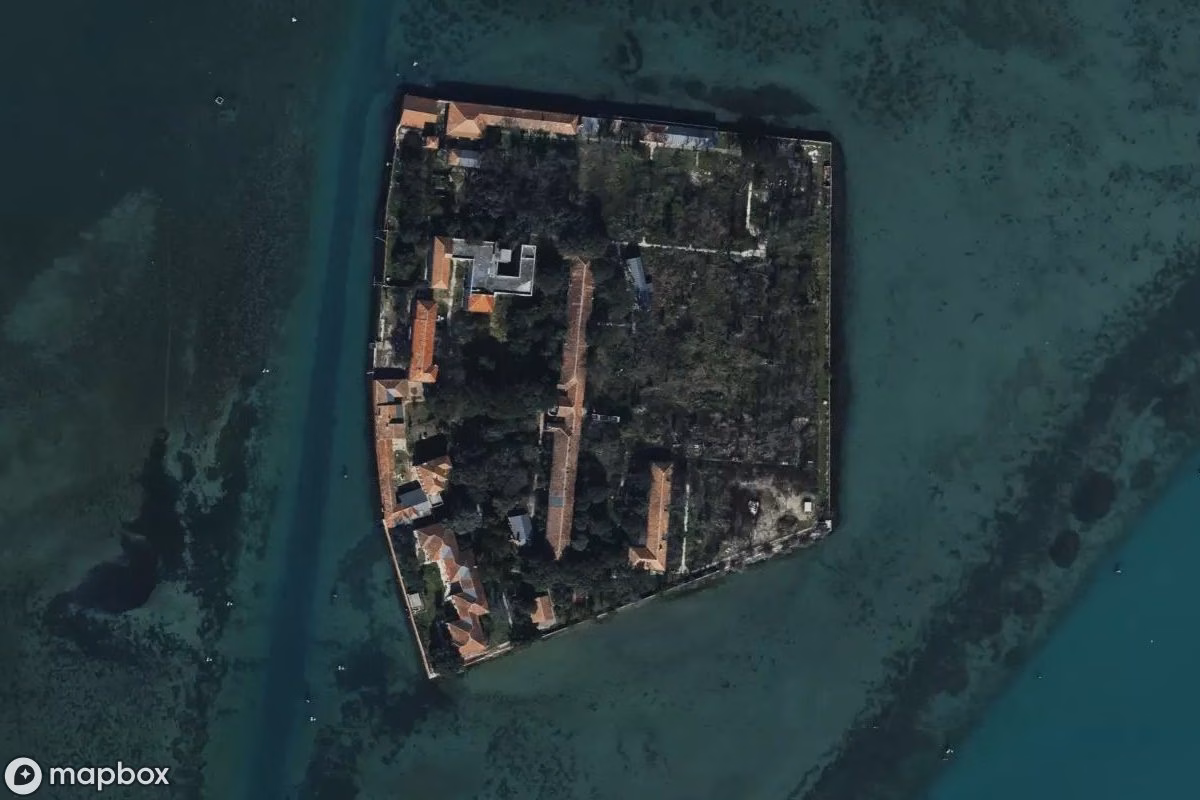 Satellietbeeld vanuit de lucht van Lost Place, een verlaten  in Venice, Italië