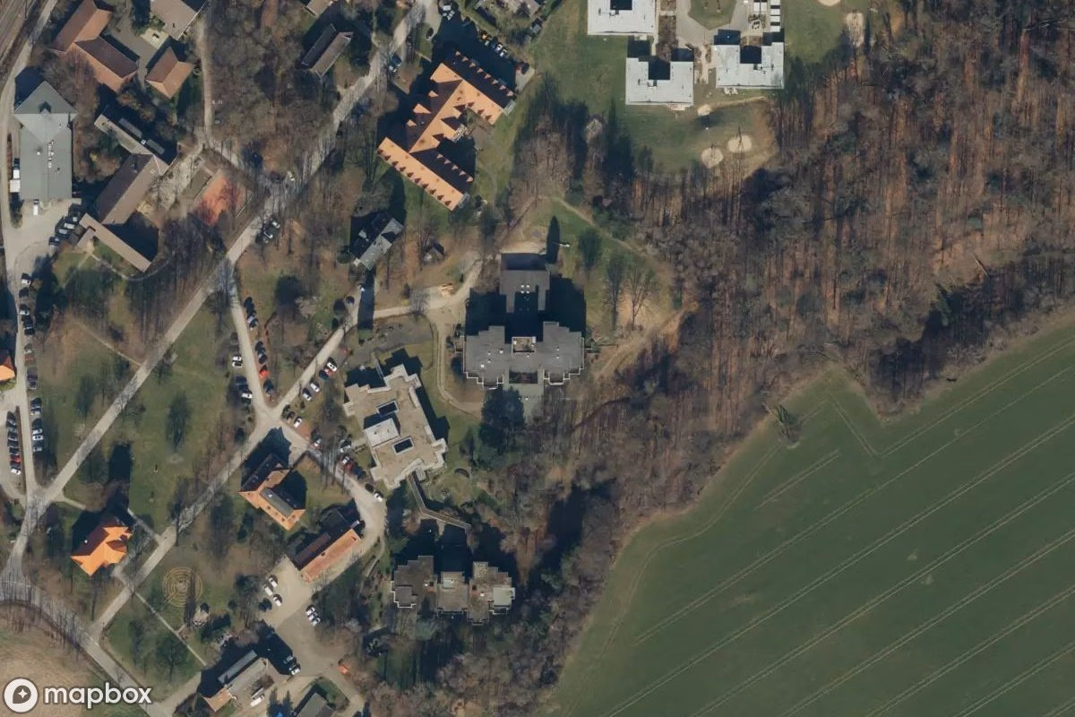 Satellietbeeld vanuit de lucht van Altenheim, een verlaten Ziekenhuis in Wülfrath, Duitsland
