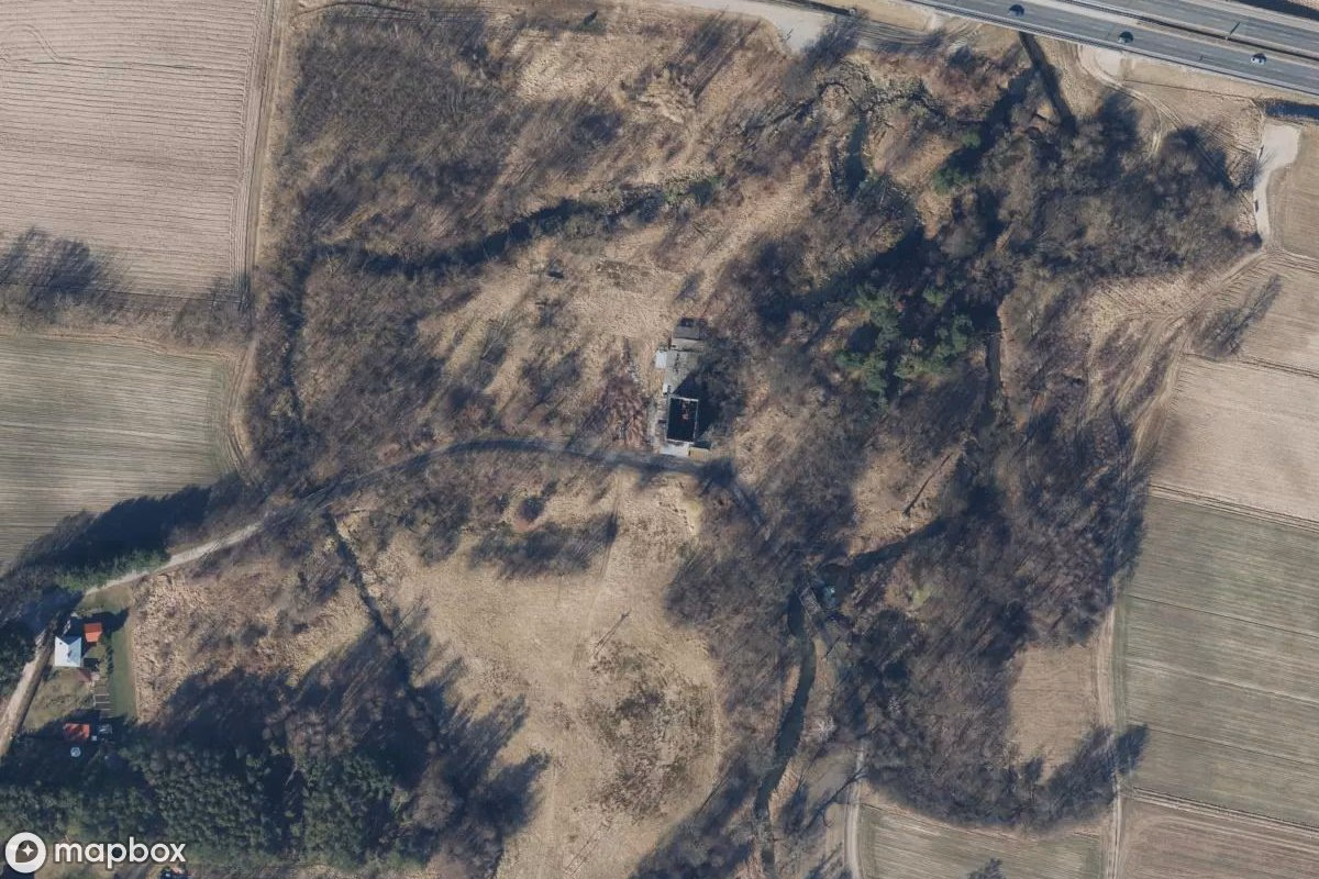 Aerial satellite view of Dritte Körnerműhle, an abandoned Factory in Szynkielew, Poland