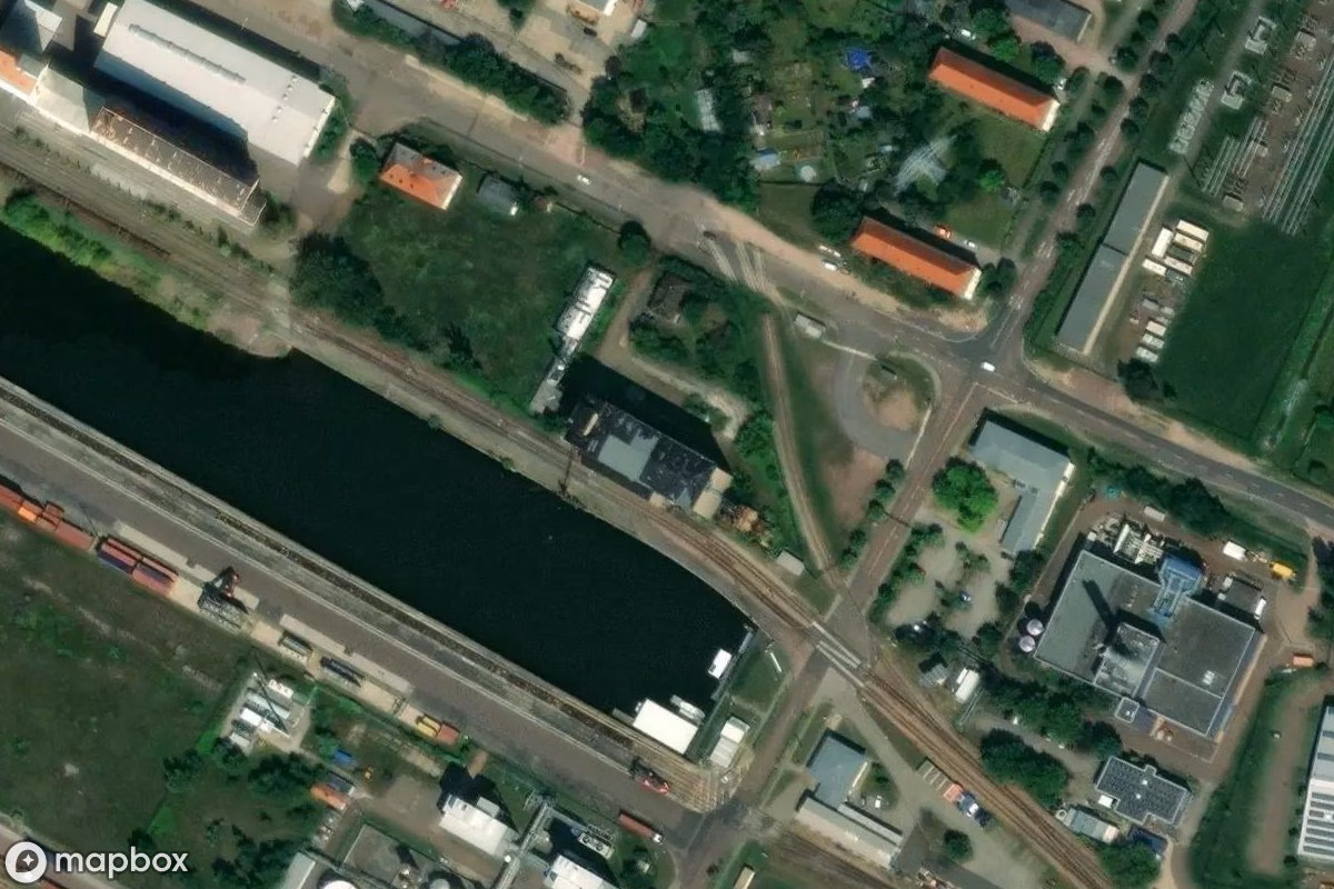 Satellitenansicht von Getreidesilo, eine verlassene Industrieanlage in Halle (Saale), Deutschland