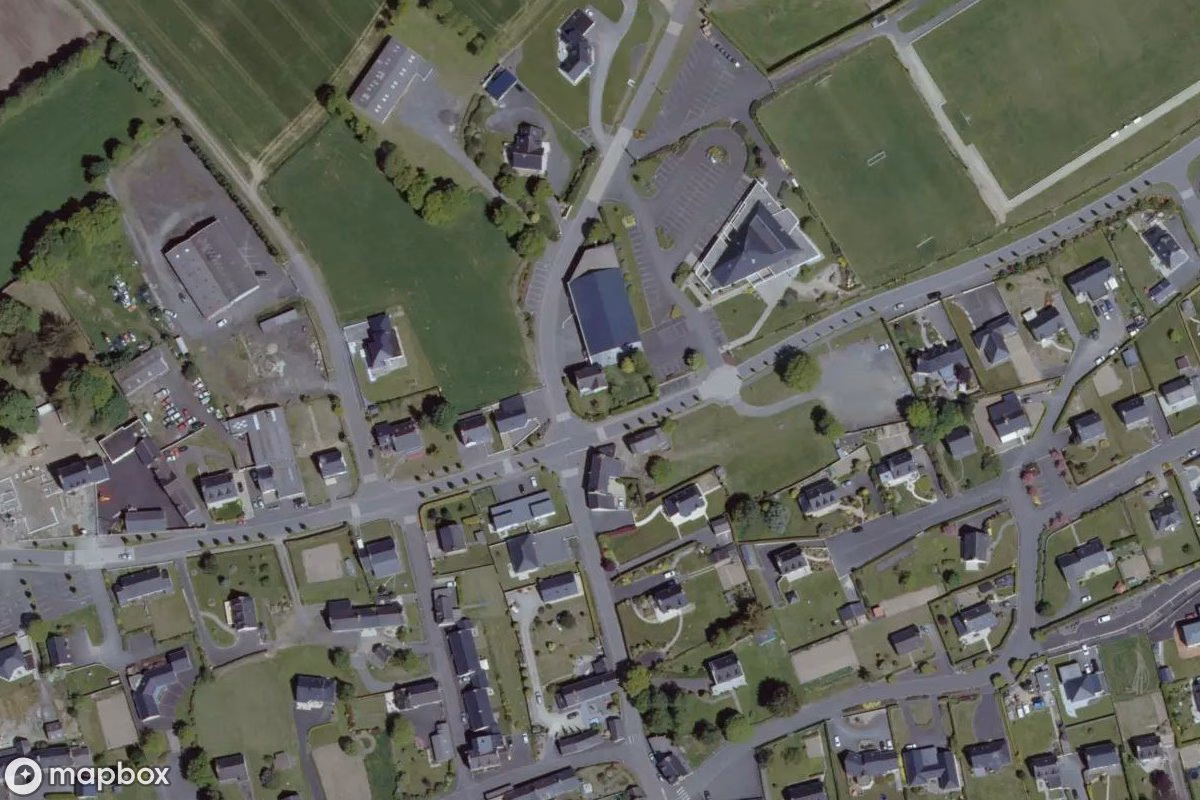 Satellitenansicht von Maison Plem, eine verlassene Wohnhaus in Plémy, Frankreich