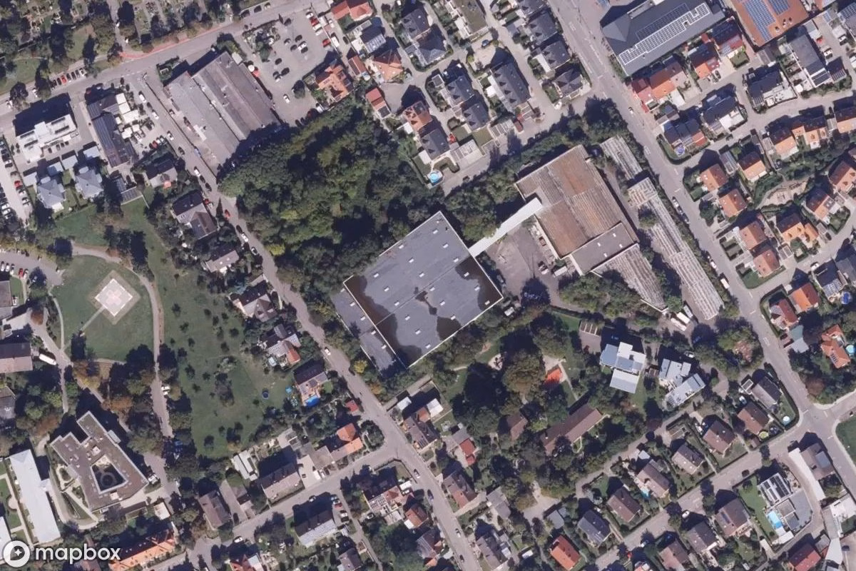 Vue aérienne satellite de Lagerhalle, un Site industriel abandonné à Breisach am Rhein, Allemagne
