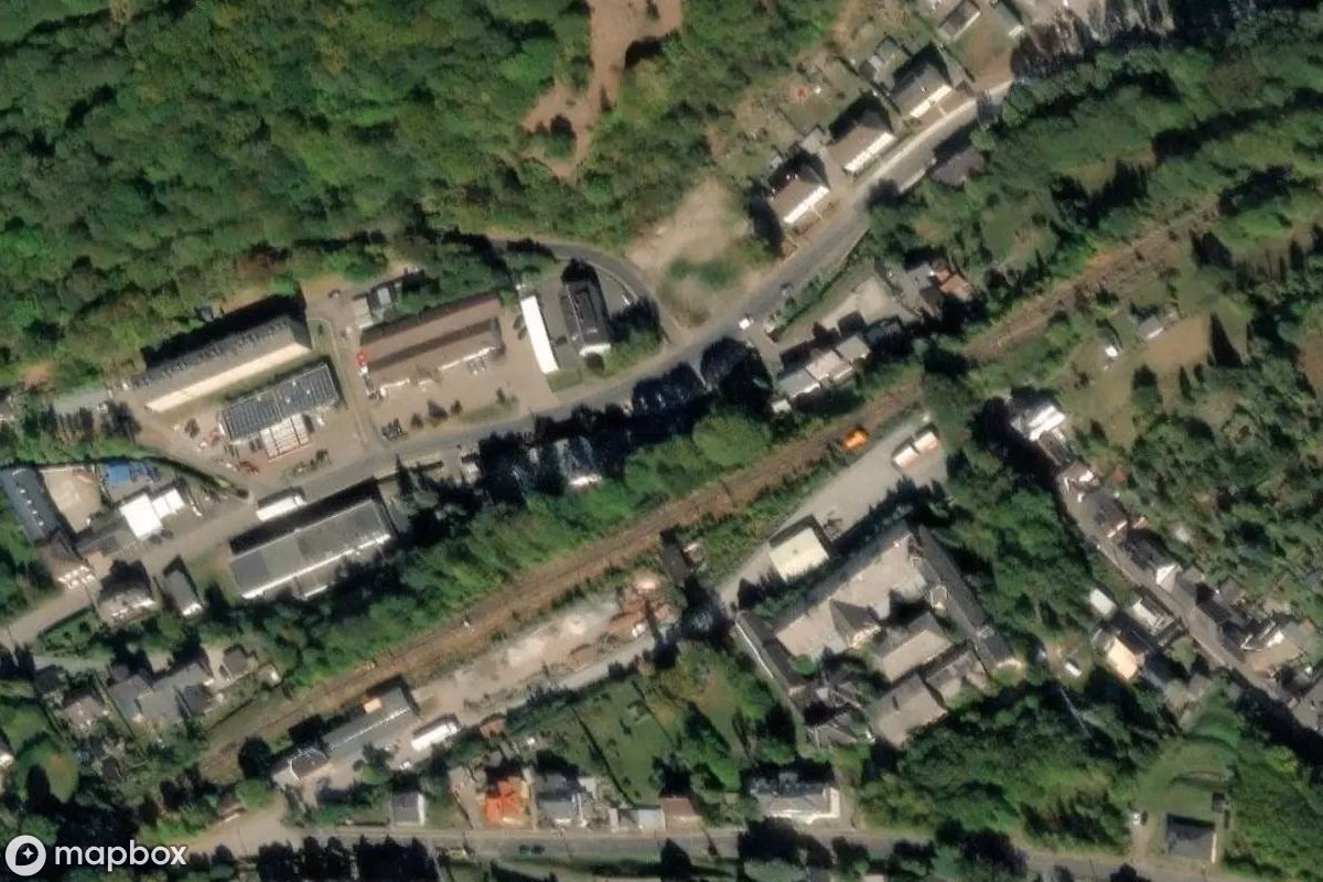 Satellitbillede set fra luften af Littels Paris, et forladt  i Gräfenthal, Tyskland