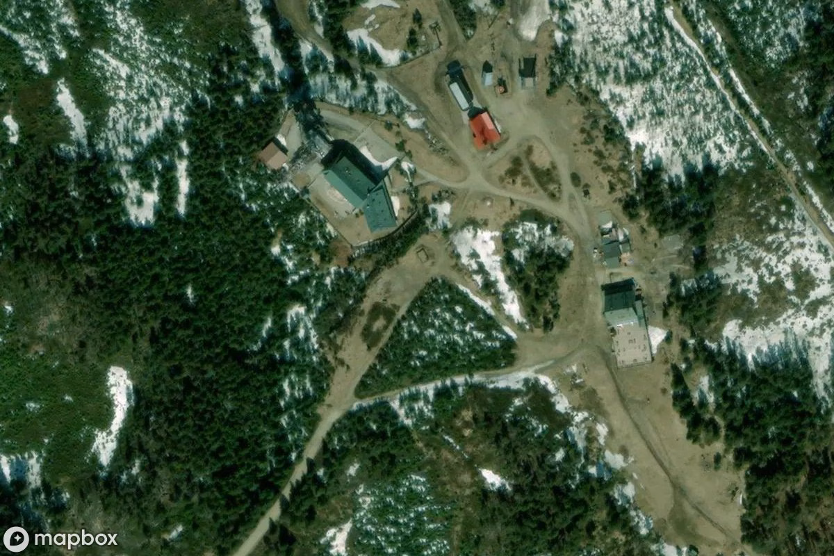 Satelitní letecký pohled na Skrzyczne, opuštěné  v Szczyrk, Polsko