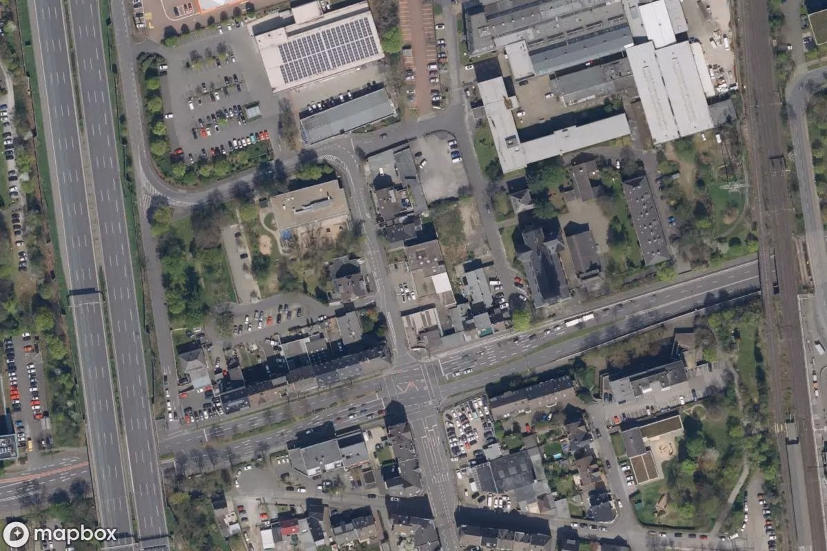 Aerial satellite view of Geschäft, an abandoned Shop in Leverkusen, Germany