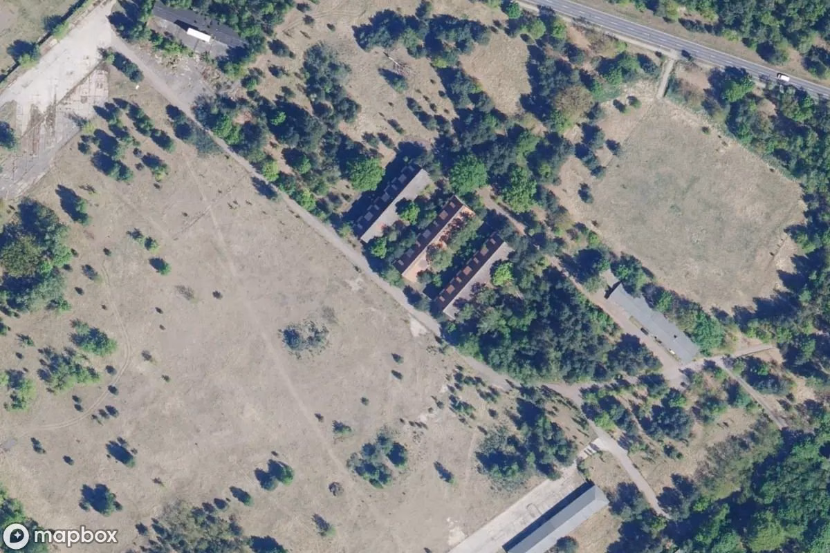 Satellitenansicht von Häuser, eine verlassene Wohnhaus in Oranienburg, Deutschland