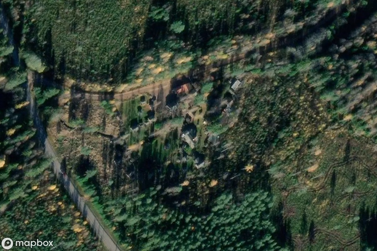 Satellittbilde fra luften av Lost Place, et forlatt i Mora kommun, Sverige