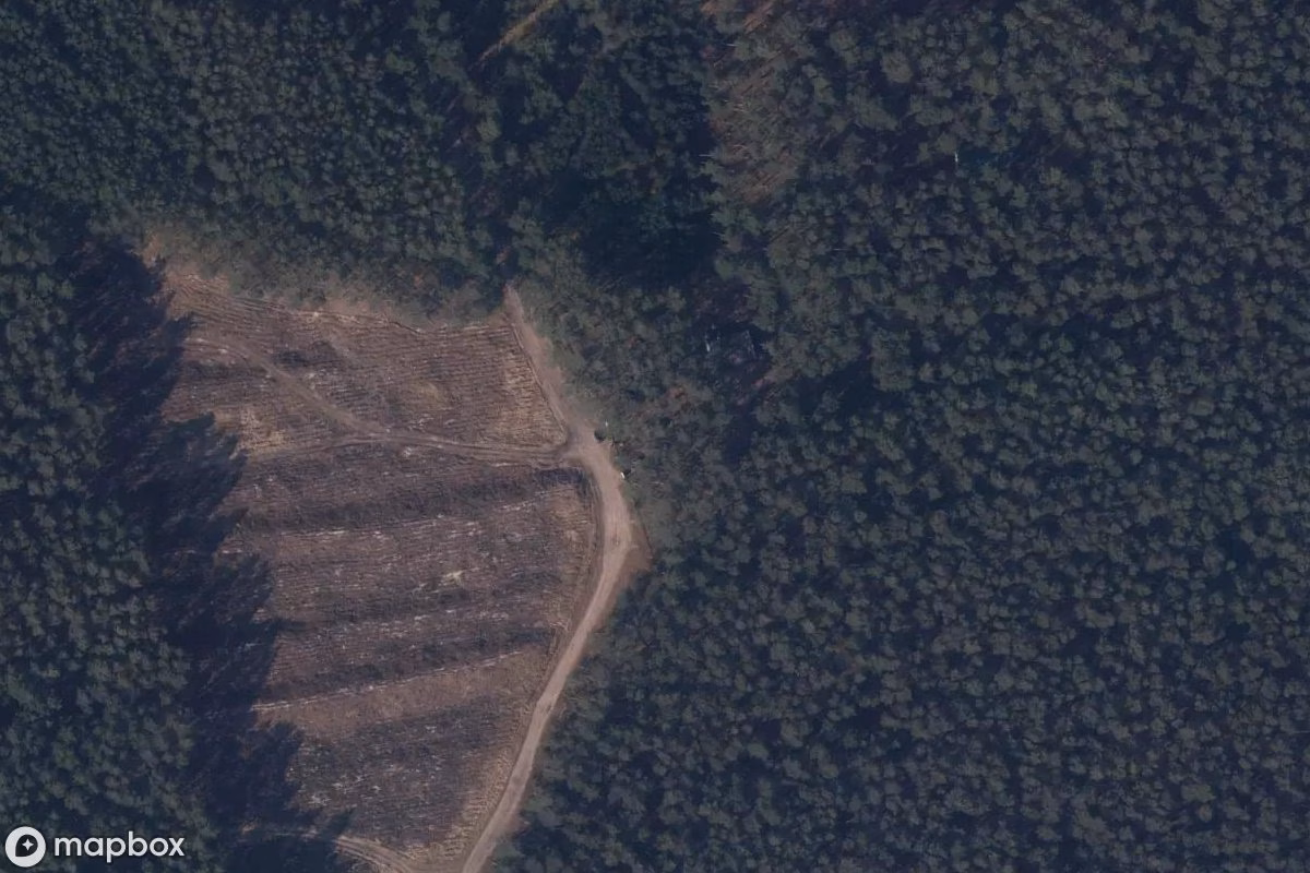 Satelitní letecký pohled na Unterirdische Stadt, opuštěné  v Świnoujście, Polsko