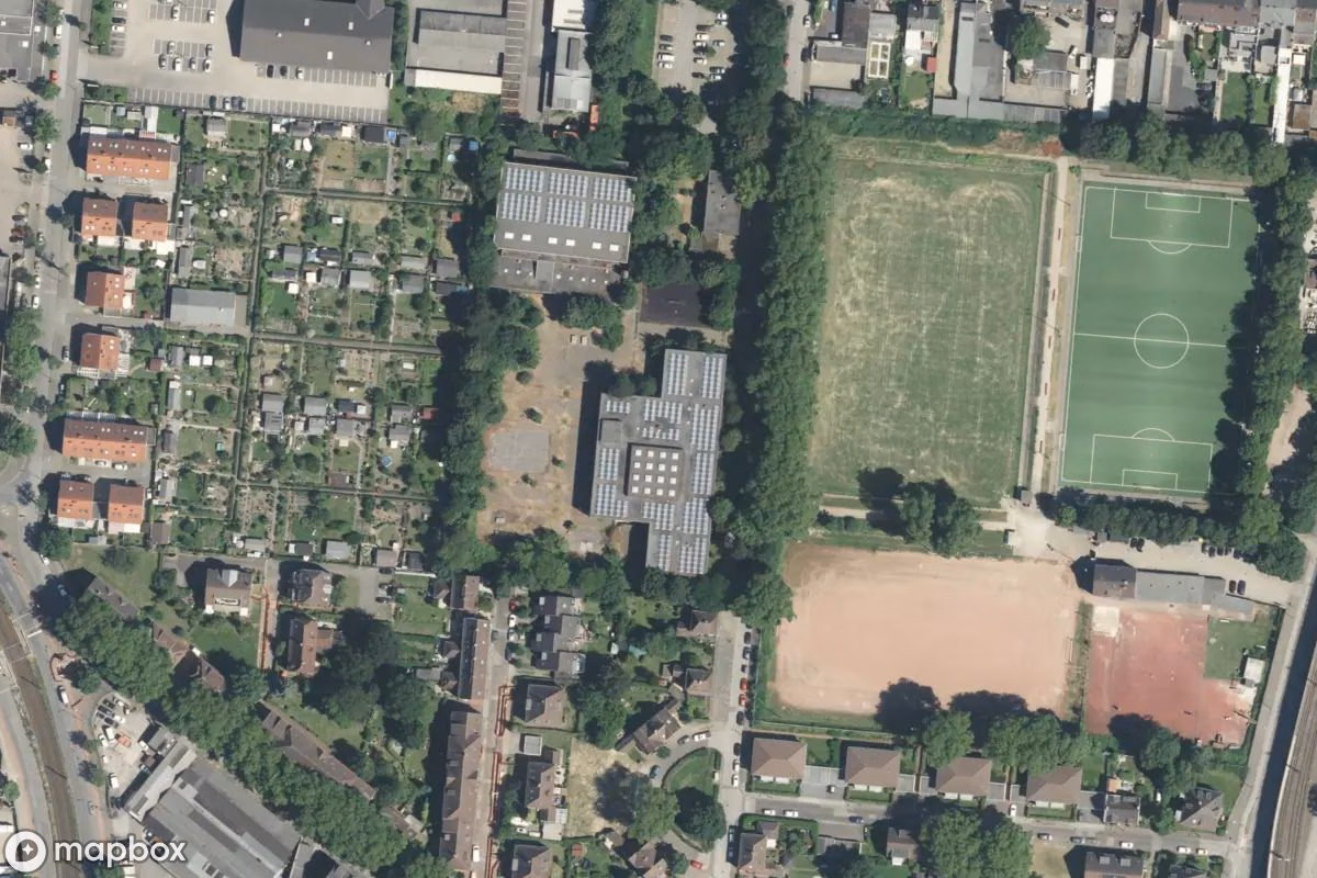 Műholdas légi felvétel Schule helyszínről, egy elhagyatott Iskola itt: Duisburg, Németország