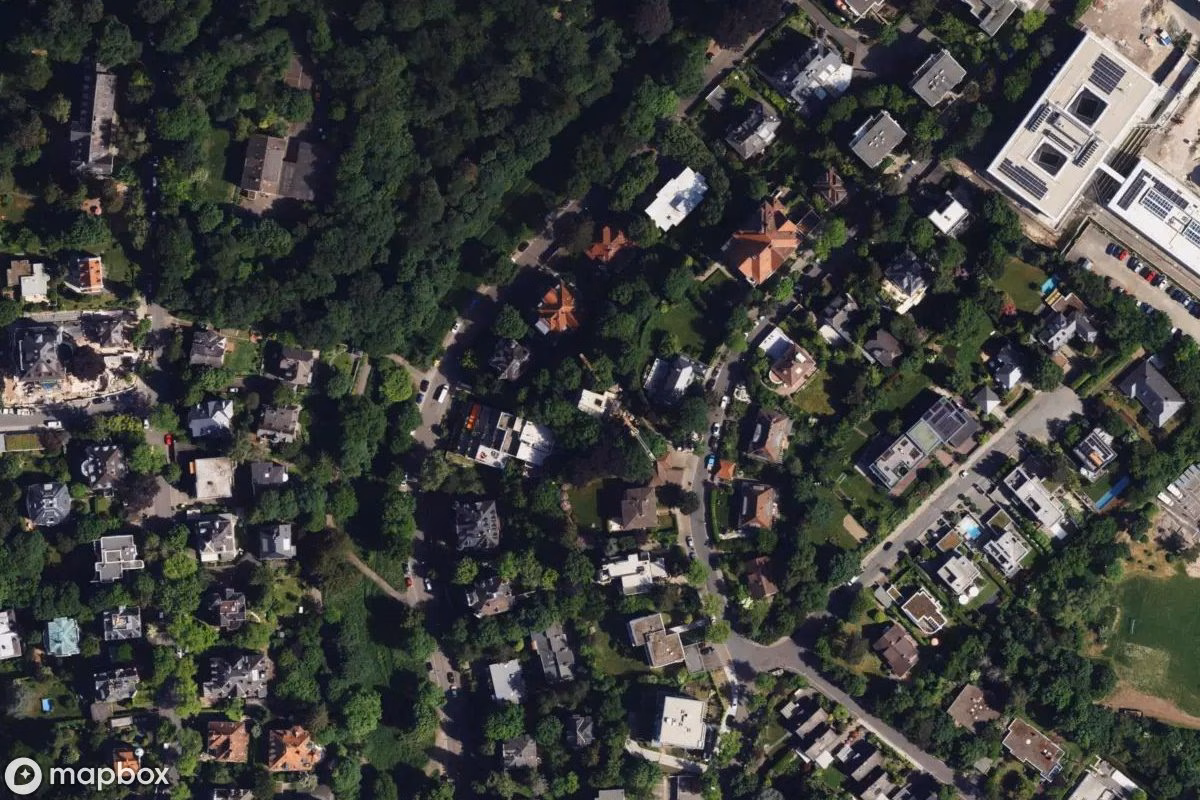 Satelitní letecký pohled na Villa, opuštěné Obytný dům v Wiesbaden, Německo