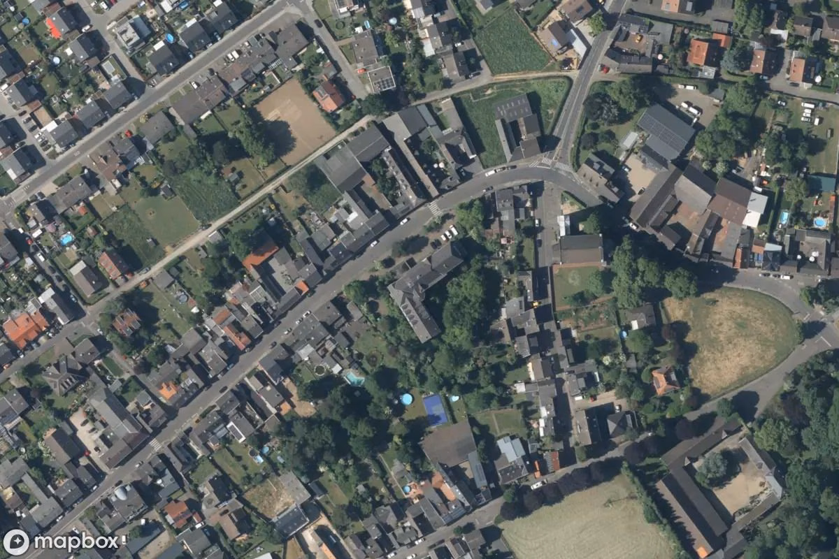 Satellitbillede set fra luften af Heim, et forladt Hospital i Bergheim, Tyskland