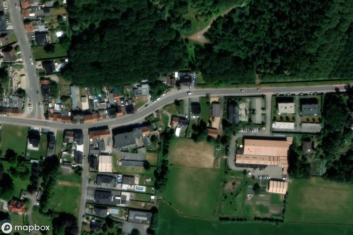 Satelitní letecký pohled na Sint Marie, opuštěné Kostel v Sint-Niklaas, Belgie